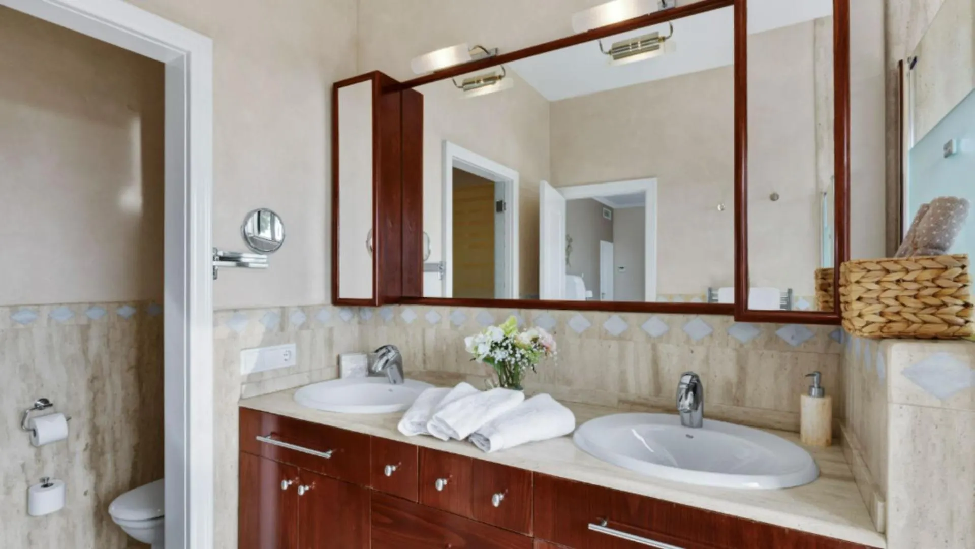Villa Modern Oasis In Scenic Mallorca Cas Català España